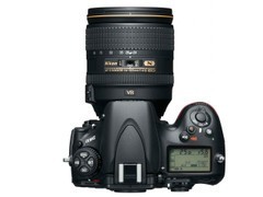 �῵D800�I(l��ng)� 2012ֵ�õȴ�����Ʒһ�[ 