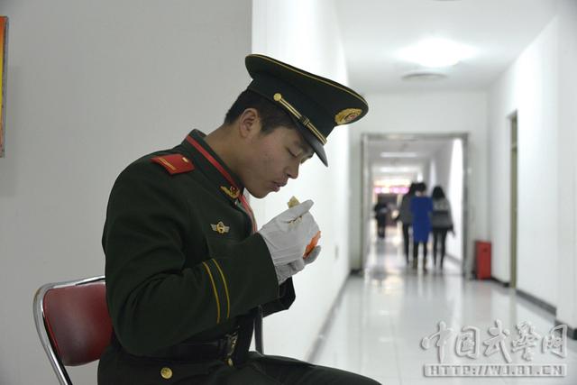 ̽�ش��������������侯�ɘ���(sh��)�����l(w��i)�F(xi��n)��