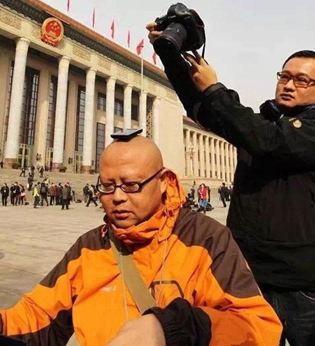 �ɕ�ӛ����������e��ײ�U��