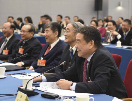 �F(xi��n)��(ch��ng)ЦһƬ